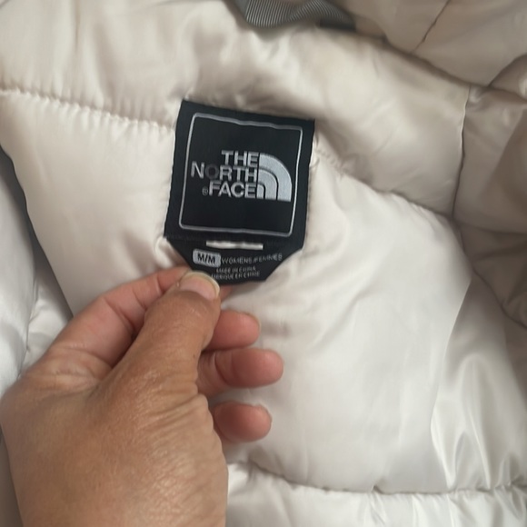 EUC North Face Coat - Picture 9 of 11